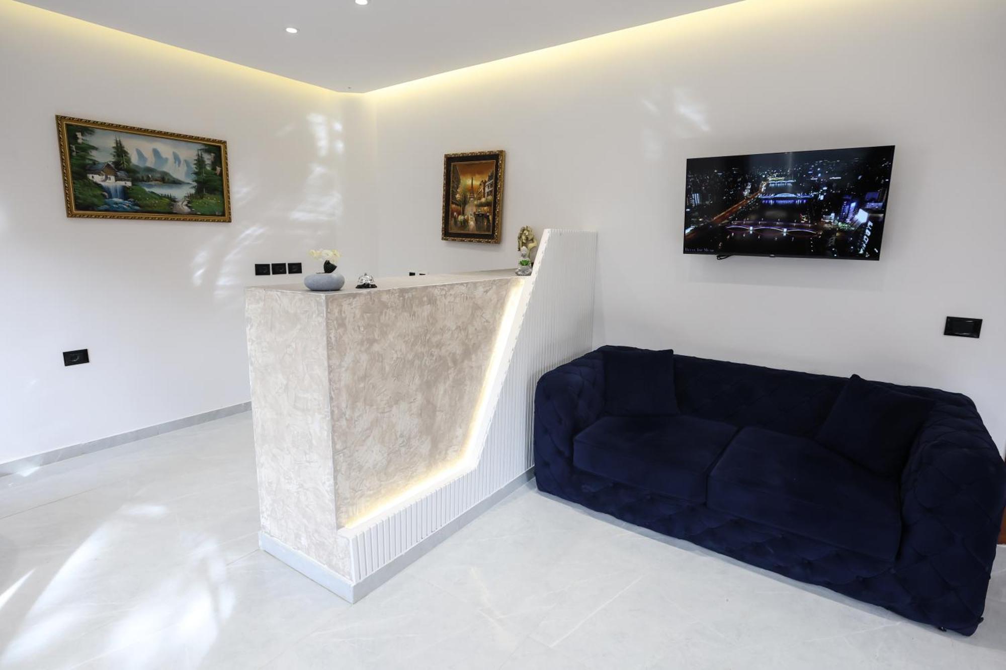 Vila Alizee Hotel Tiranë Ngoại thất bức ảnh